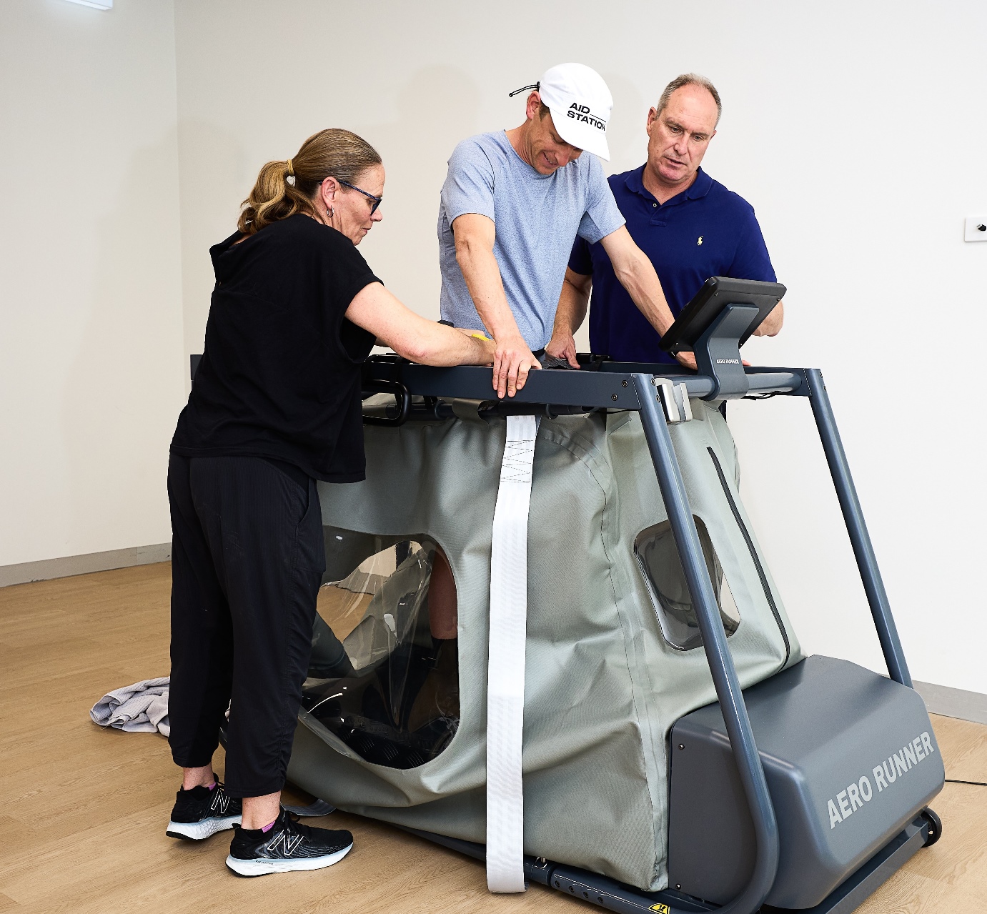 AERO10 Anti-Gravity Treadmill — device detail by Physiomed Australia